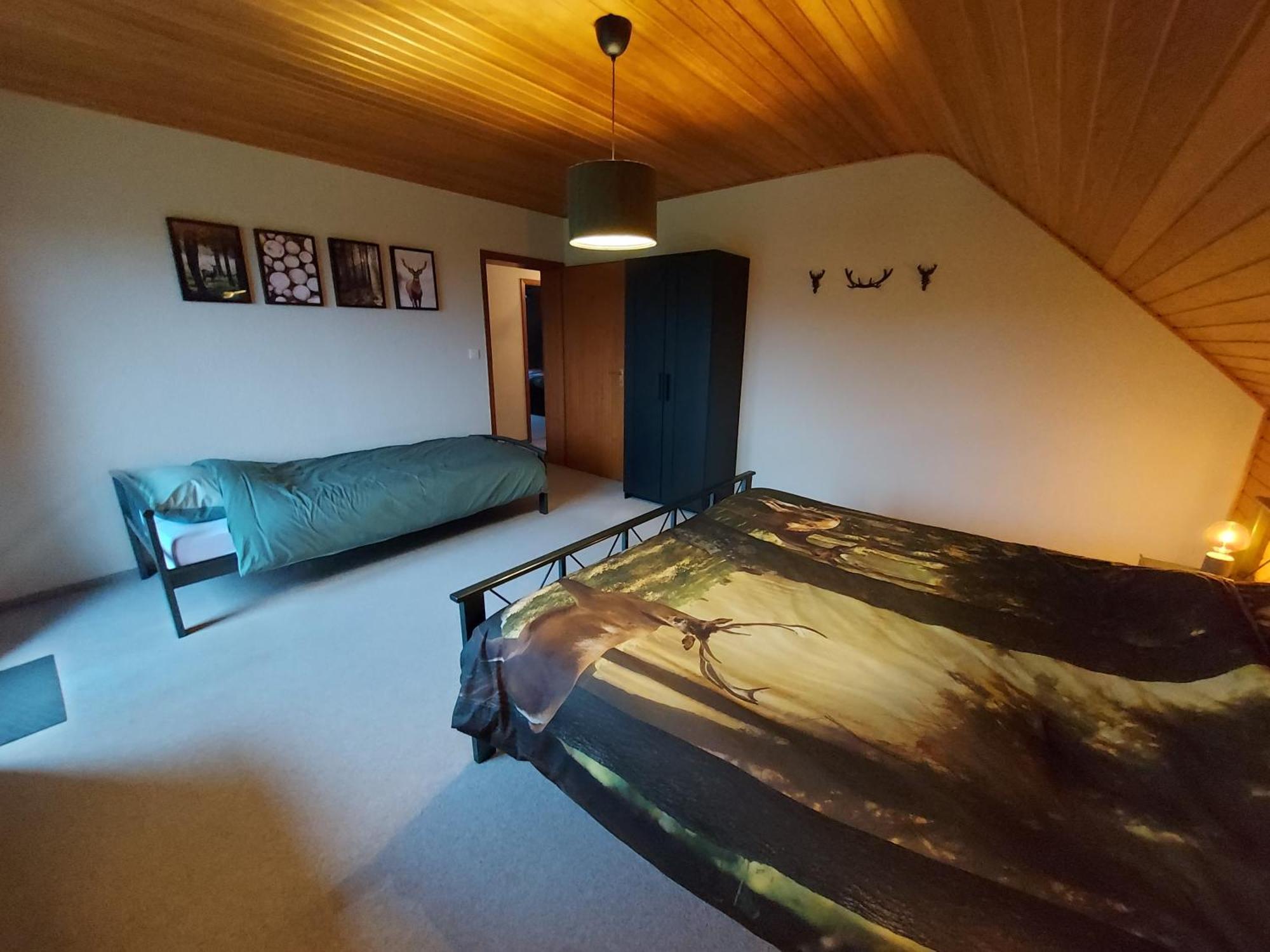 Ferienhaus Hescheld With Private Jacuzzi Hellenthal Bagian luar foto