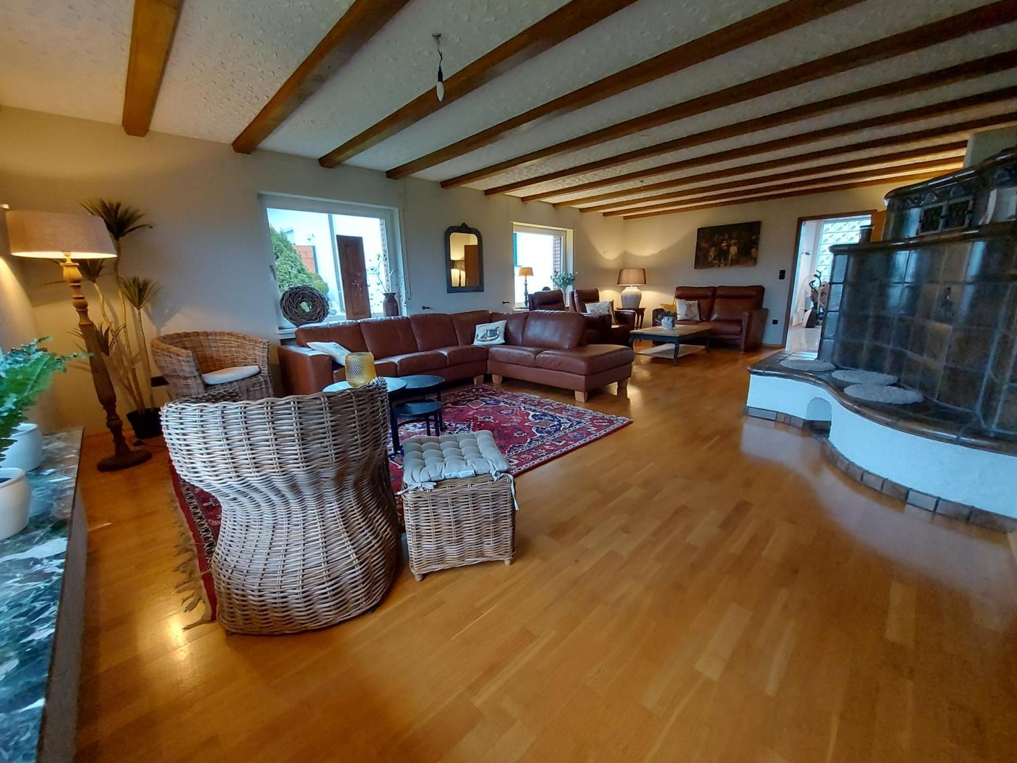 Ferienhaus Hescheld With Private Jacuzzi Hellenthal Bagian luar foto