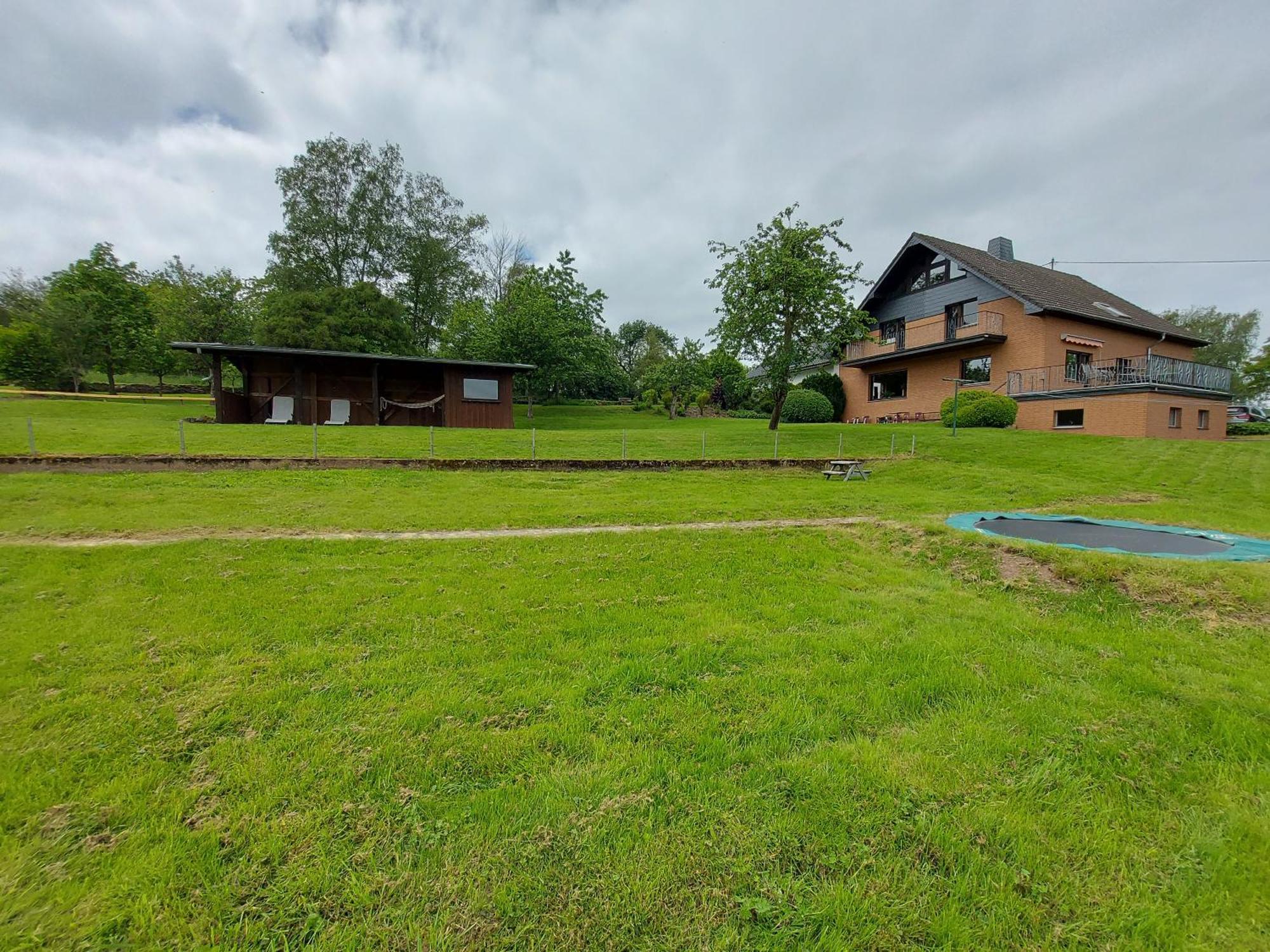 Ferienhaus Hescheld With Private Jacuzzi Hellenthal Bagian luar foto