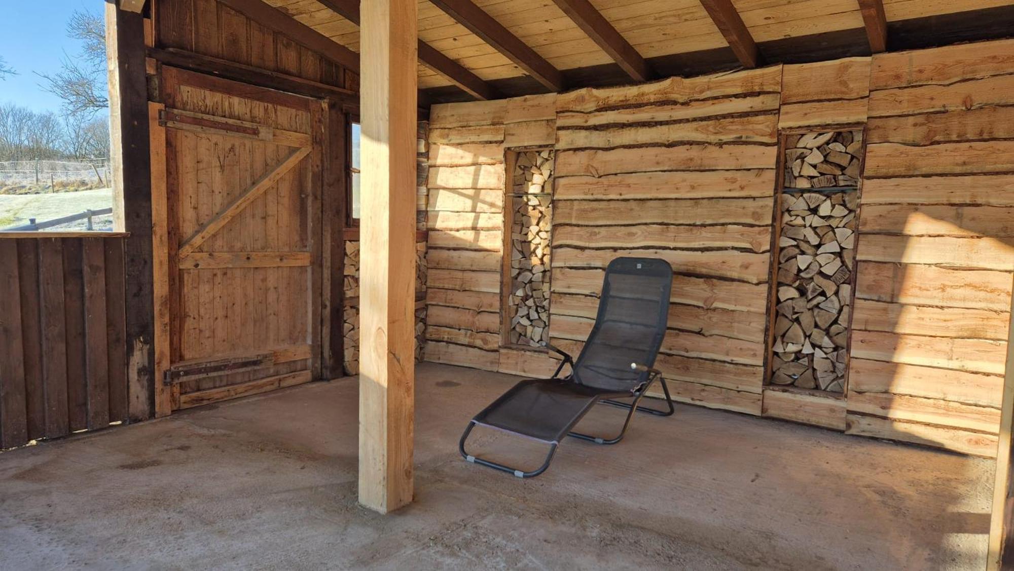 Ferienhaus Hescheld With Private Jacuzzi Hellenthal Bagian luar foto